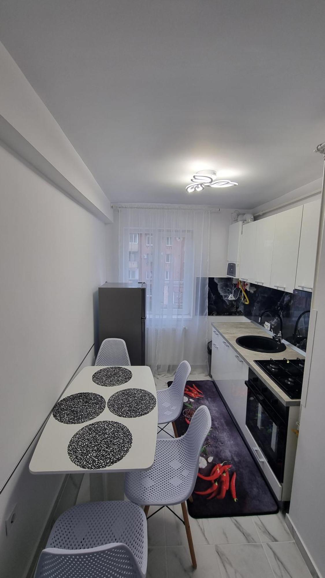 Apartament Central Pe Pietonala Nr2 Хунедоара Екстериор снимка