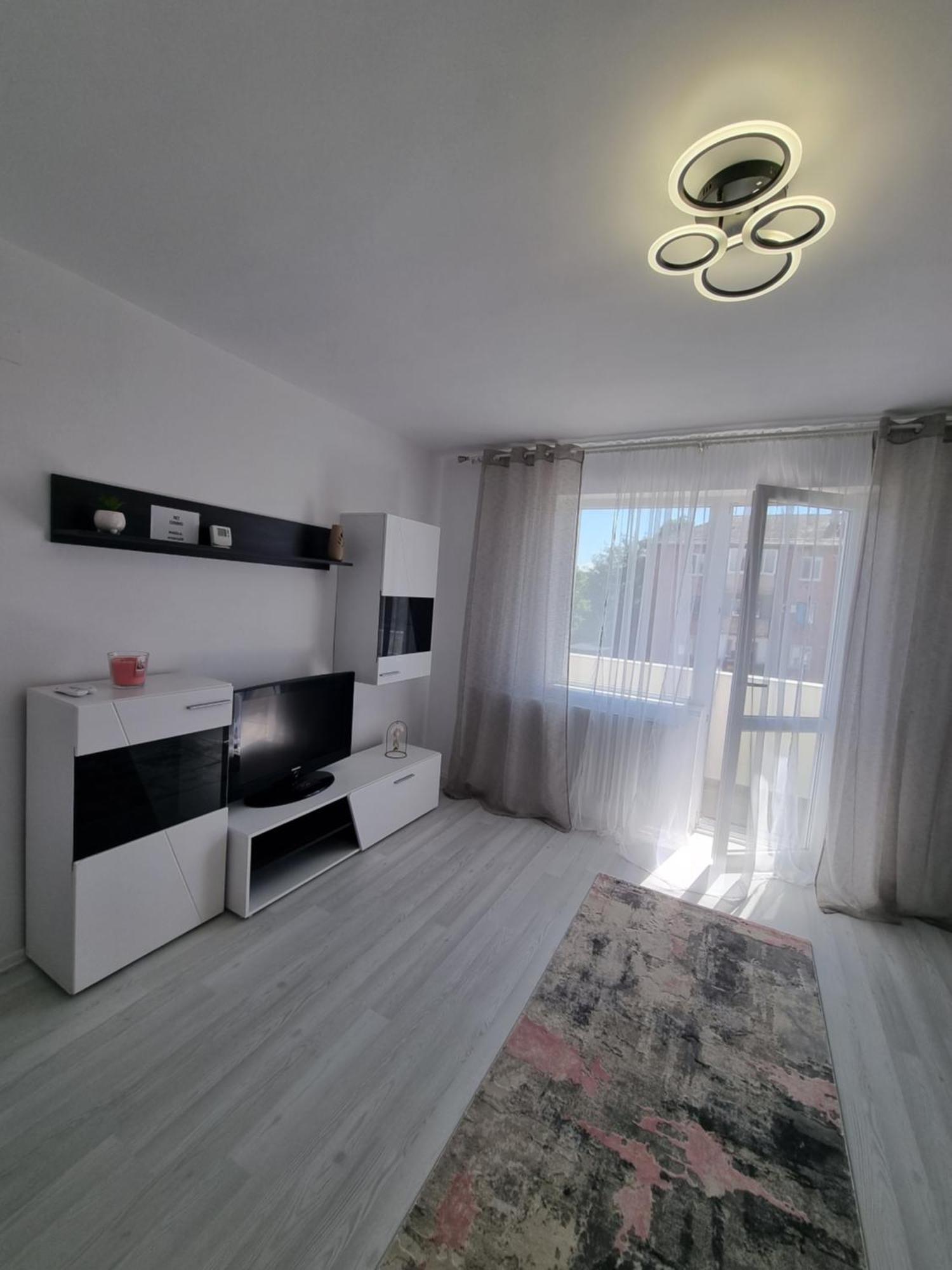 Apartament Central Pe Pietonala Nr2 Хунедоара Екстериор снимка