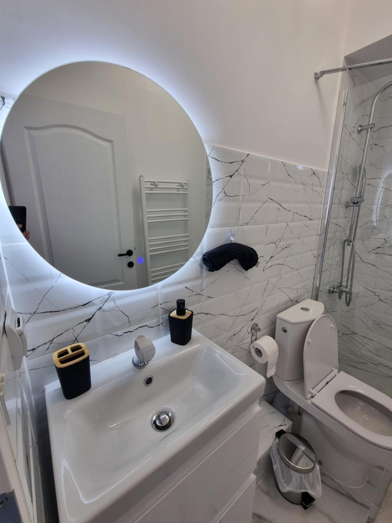 Apartament Central Pe Pietonala Nr2 Хунедоара Екстериор снимка