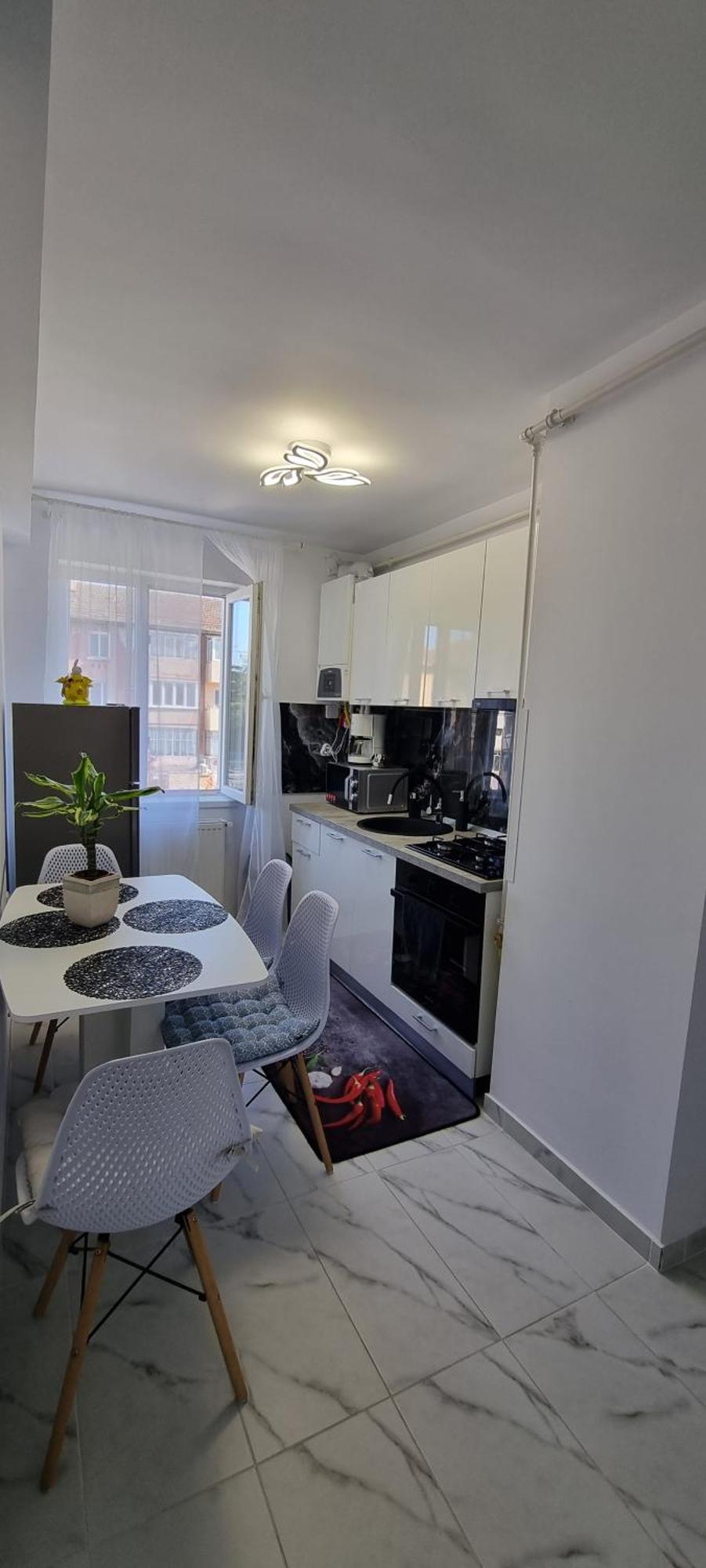 Apartament Central Pe Pietonala Nr2 Хунедоара Екстериор снимка