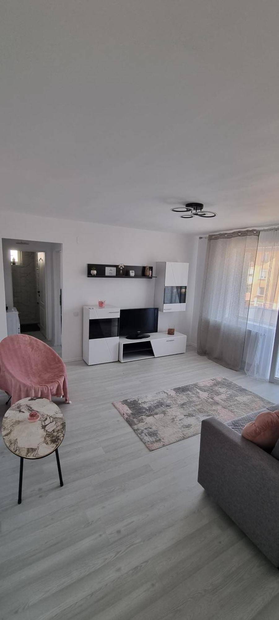 Apartament Central Pe Pietonala Nr2 Хунедоара Екстериор снимка